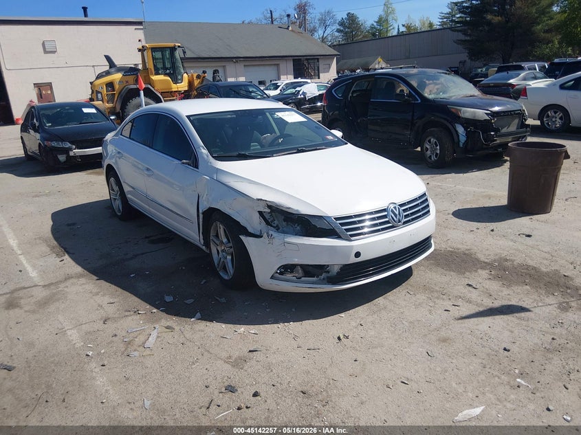 2013 Volkswagen Passat cc VIN WVWBP7AN2DE559873 IAAI salvage auction — RIGHT FRONT, Salvage (New Hampshire), sold $300 on 2026-07-22 (photo 1)