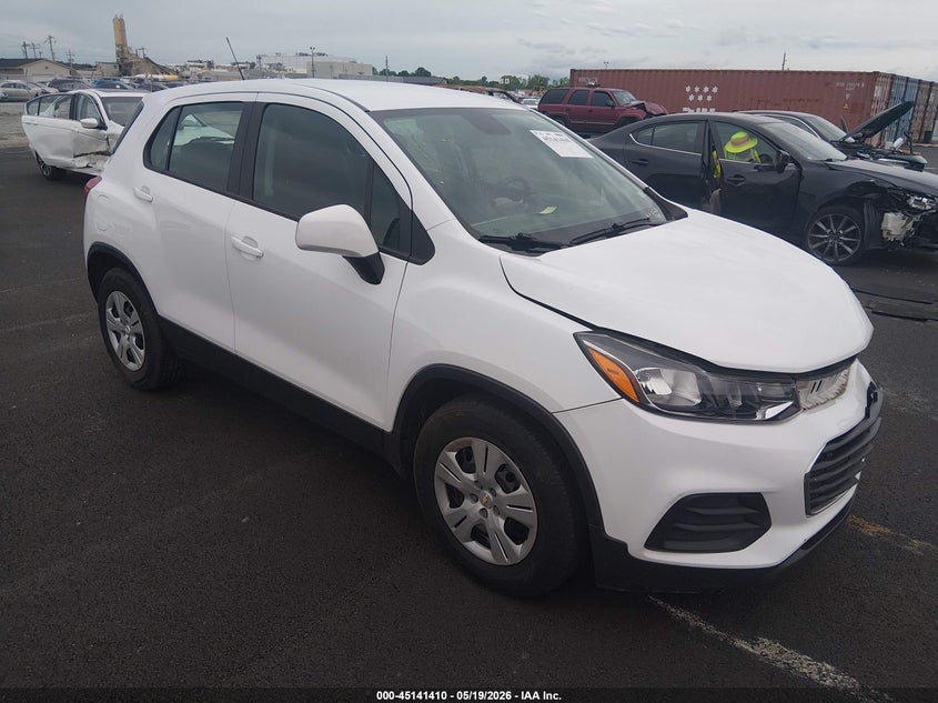 2018 Chevrolet Trax VIN KL7CJKSB4JB555878 IAAI salvage auction — FRONT END, Salvage (Illinois), sold $925 on 2026-07-28 (photo 1)
