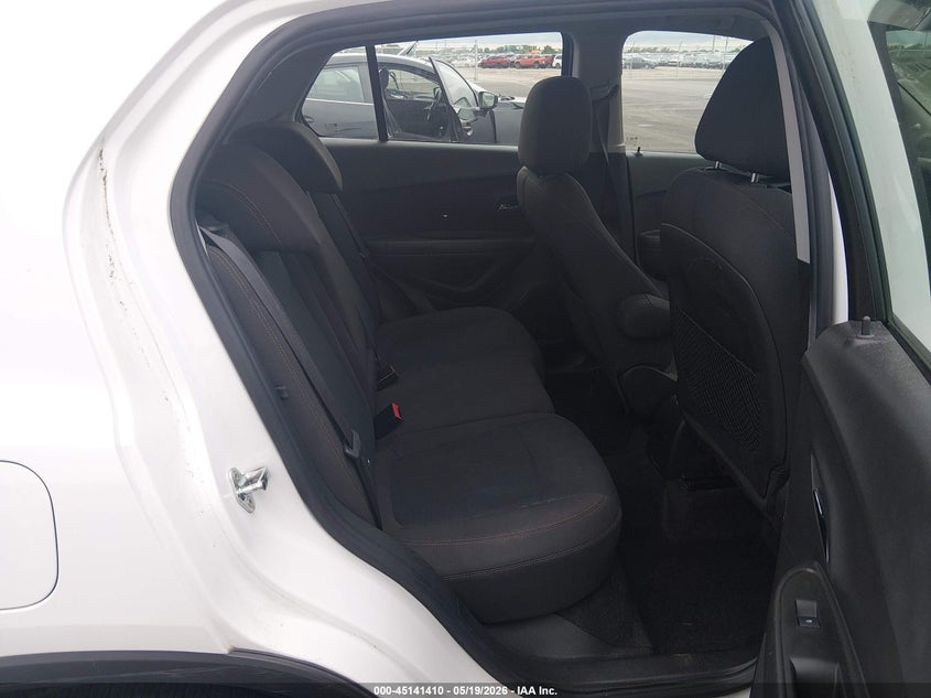 2018 Chevrolet Trax VIN KL7CJKSB4JB555878 IAAI salvage auction — FRONT END, Salvage (Illinois), sold $925 on 2026-07-28 (photo 8)