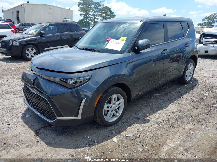 2025 Kia Soul VIN KNDJ23AU2S7955118 IAAI salvage auction — RIGHT FRONT, Salvage (Georgia), sold $5,400 on 2026-07-29 (photo 2)
