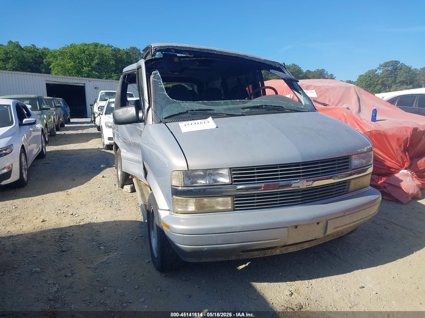 2000 Chevrolet Astro VIN 1GNEL19W5YB199273 — IAAI salvage auction photo