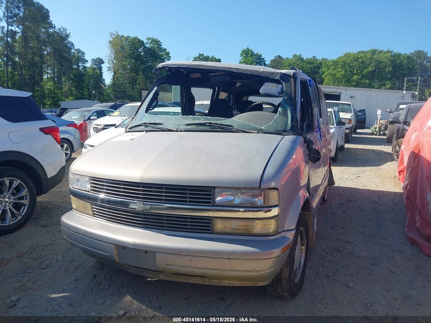2000 Chevrolet Astro VIN 1GNEL19W5YB199273 IAAI salvage auction — ROLLOVER, Salvage (Georgia), sold $375 on 2026-07-07 (photo 2)
