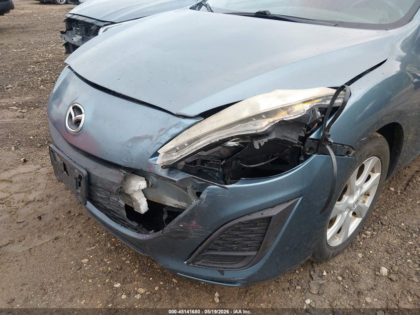 2011 Mazda 3 VIN JM1BL1VF8B1402378 IAAI salvage auction — FRONT END, Salvage (Illinois), sold $300 on 2026-07-15 (photo 6)