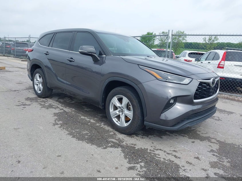 2022 Toyota Highlander VIN 5TDZZRAH3NS115282 IAAI salvage auction — HAIL, Salvage (Nevada), sold $13,150 on 2026-07-21 (photo 1)