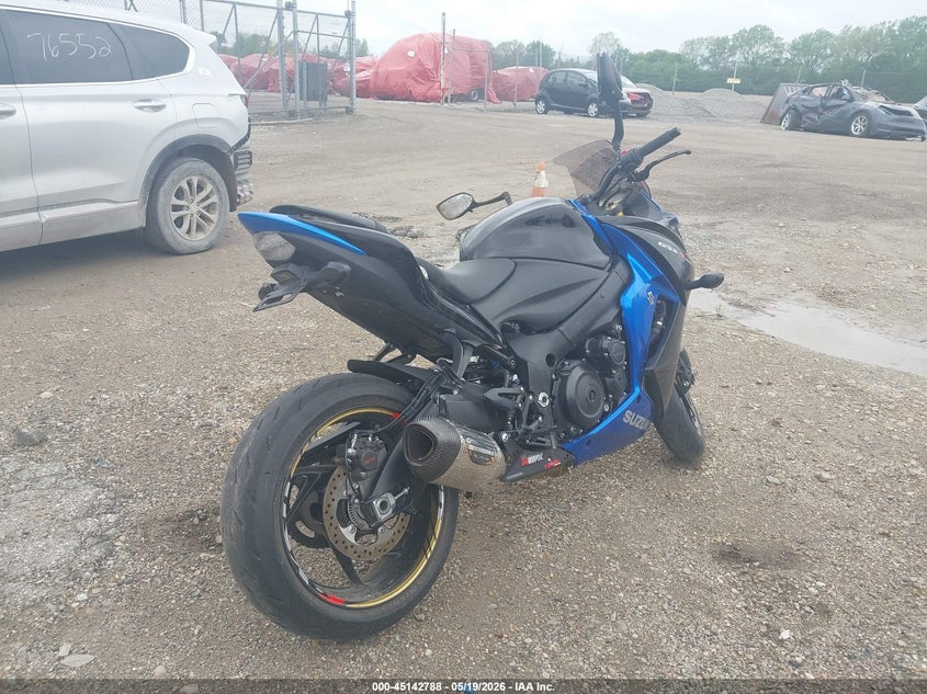 2018 Suzuki Gsx-s VIN JS1GT7CBXJ2100263 IAAI salvage auction — LEFT SIDE, Junk Bill Of Sale Mv2459 (Wisconsin), sold $1,800 on 2026-07-07 (photo 4)