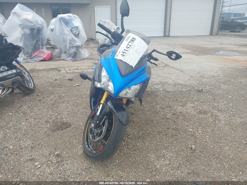 2018 Suzuki Gsx-s VIN JS1GT7CBXJ2100263 IAAI salvage auction — LEFT SIDE, Junk Bill Of Sale Mv2459 (Wisconsin), sold $1,800 on 2026-07-07 (photo 5)