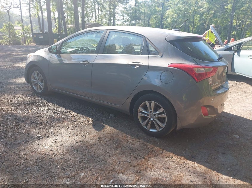 2014 Hyundai Elantra VIN KMHD35LH9EU214679 IAAI salvage auction — REAR END, Clear (Virginia), sold $925 on 2026-07-28 (photo 3)