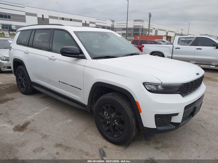 2025 Jeep Grand cherokee l VIN 1C4RJKAG3S8685434 — IAAI salvage auction photo