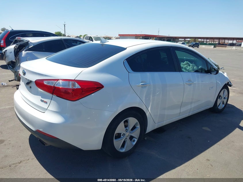 2015 Kia Forte VIN KNAFX4A86F5332583 IAAI salvage auction — THEFT, Salvage (Arizona), sold $200 on 2026-07-28 (photo 4)