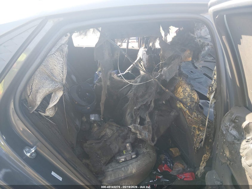 2025 Hyundai Elantra VIN KMHLP4DG3SU007149 IAAI salvage auction — ENGINE BURN, Salvage (Idaho), sold $350 on 2026-07-09 (photo 8)
