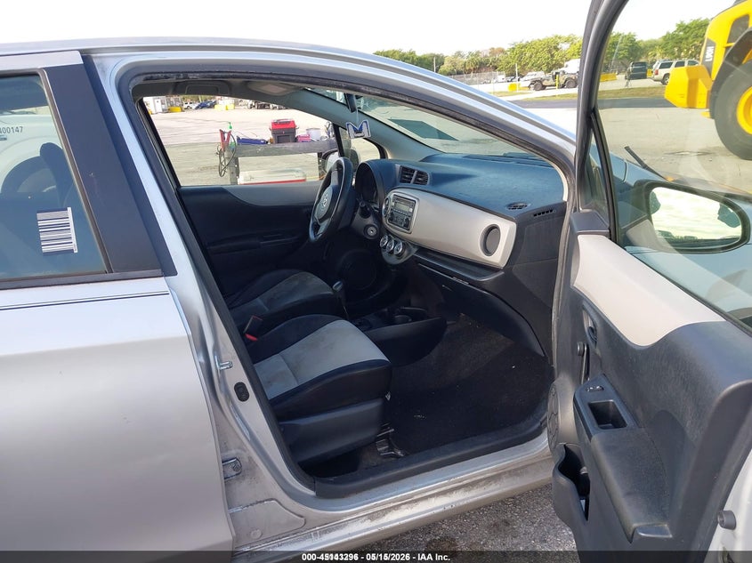 2012 Toyota Yaris VIN JTDKTUD31CD528249 IAAI salvage auction — FRONT & REAR, Salvage Title, sold $600 on 2026-07-30 (photo 5)