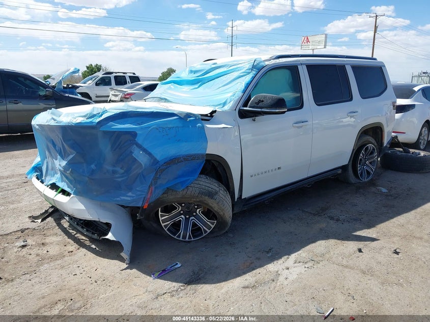 2025 Jeep Grand wagoneer VIN 1C4SJVBP1SS530224 IAAI salvage auction — BIO HAZARD, Enterprise Vehicles Clear Only (New Mexico), sold $12,600 on 2026-07-29 (photo 4)
