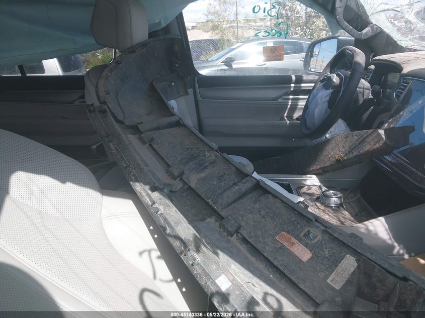 2025 Jeep Grand wagoneer VIN 1C4SJVBP1SS530224 IAAI salvage auction — BIO HAZARD, Enterprise Vehicles Clear Only (New Mexico), sold $12,600 on 2026-07-29 (photo 5)