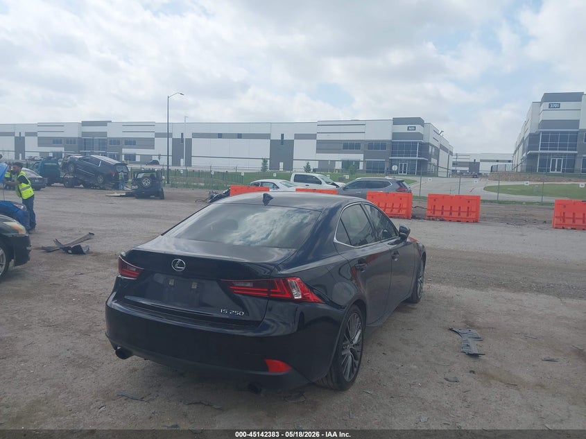 2014 Lexus Is VIN JTHBF1D24E5028109 IAAI salvage auction — LEFT SIDE, Salvage (Texas), sold $2,750 on 2026-07-07 (photo 4)