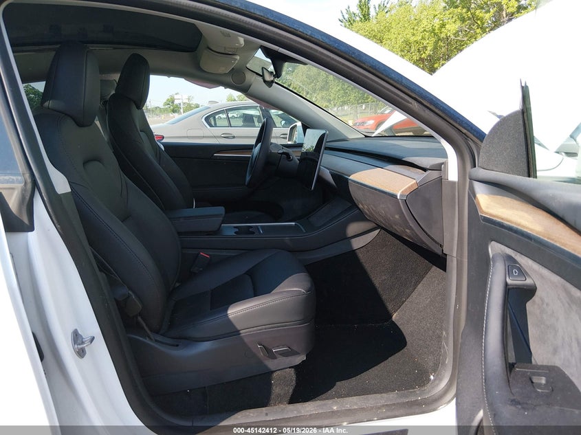 2023 Tesla Model y VIN 7SAYGDEE3PF686365 IAAI salvage auction — LEFT FRONT, Salvage (New Jersey), sold $11,100 on 2026-07-23 (photo 5)