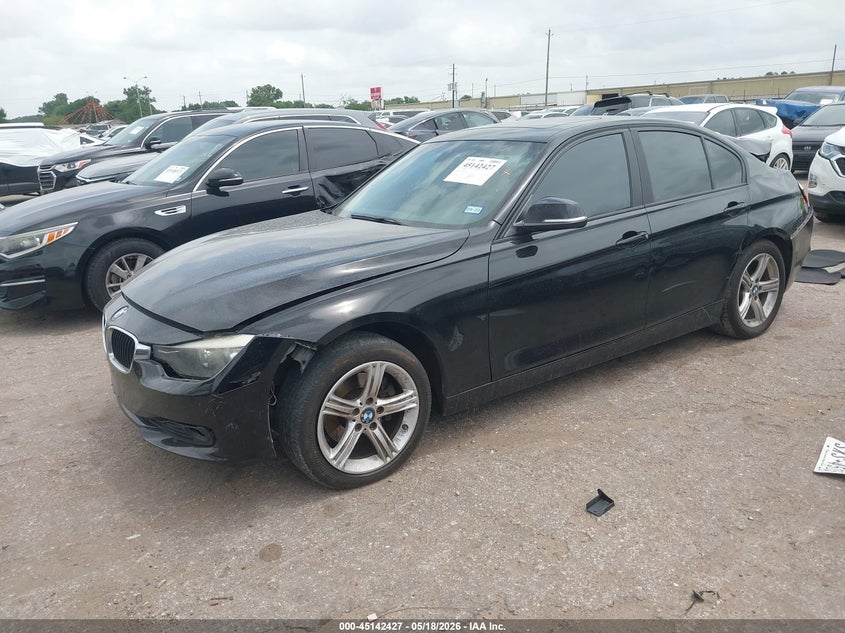 2013 BMW 3er VIN WBA3C1G56DNR45021 IAAI salvage auction — REAR END, Salvage (Texas), sold $775 on 2026-07-15 (photo 2)