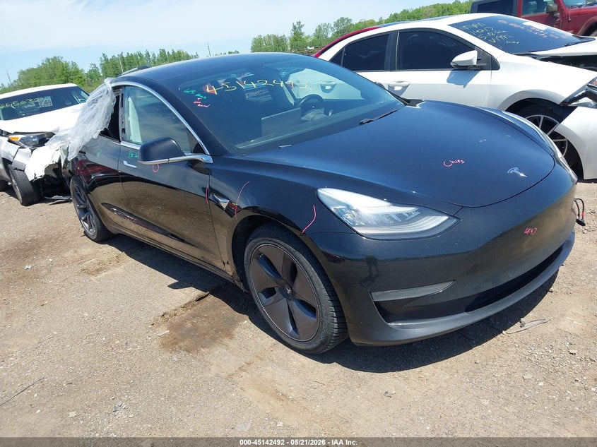 2018 Tesla Model 3 VIN 5YJ3E1EB6JF118880 IAAI salvage auction — REAR END, Clear (Michigan), sold $4,050 on 2026-07-09 (photo 1)