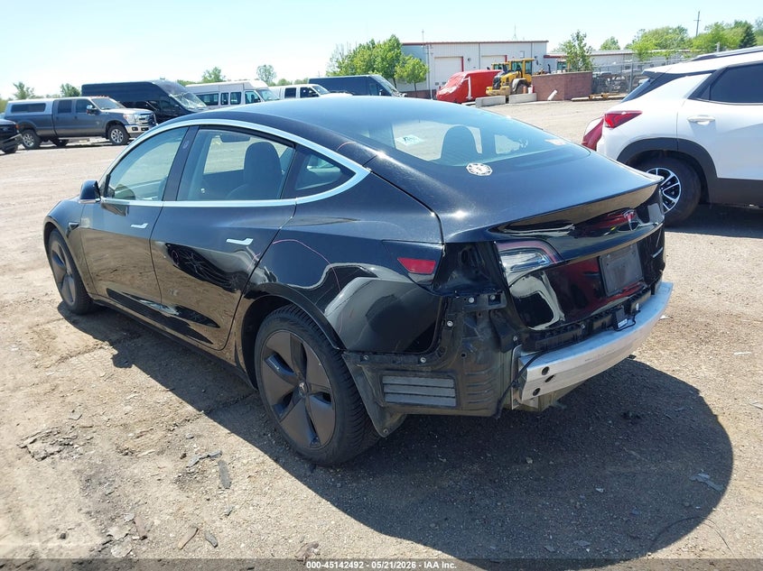 2018 Tesla Model 3 VIN 5YJ3E1EB6JF118880 IAAI salvage auction — REAR END, Clear (Michigan), sold $4,050 on 2026-07-09 (photo 3)