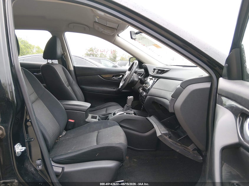 2017 Nissan Rogue VIN JN8AT2MV2HW276013 IAAI salvage auction — NORMAL WEAR, Original (Ohio), sold $1,200 on 2026-07-07 (photo 5)