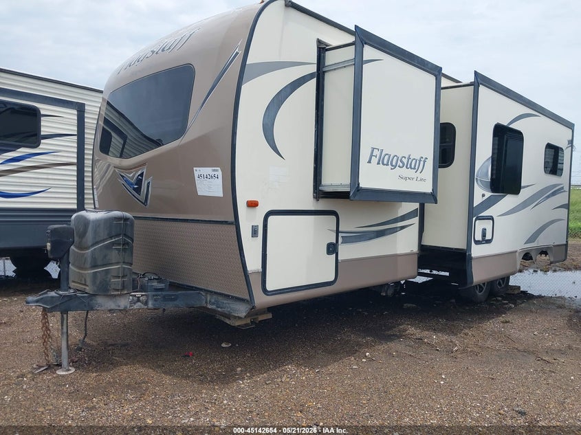 2017 Forest river Flagstaff VIN 4X4TFLB22HZ149121 IAAI salvage auction — UNDERCARRIAGE, Original (Texas), sold $7,050 on 2026-07-14 (photo 6)