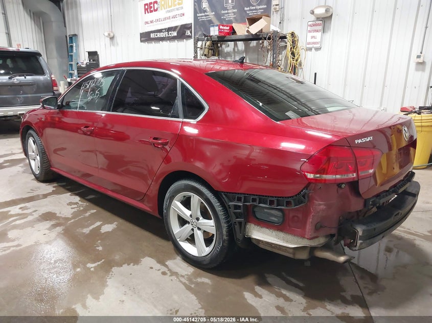 2015 Volkswagen Passat VIN 1VWAT7A39FC120929 IAAI salvage auction — SIDE, Salvage (North Dakota), sold $400 on 2026-07-10 (photo 3)