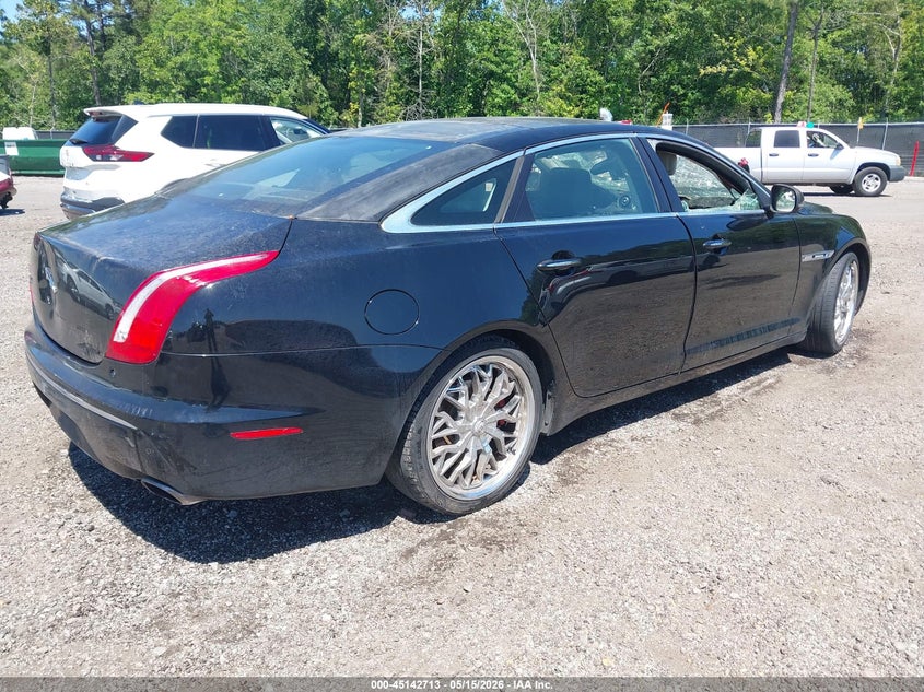 2012 Jaguar Xj VIN SAJWA2GB6CLV35154 IAAI salvage auction — ENGINE BURN, Salvage (South Carolina), sold $275 on 2026-07-08 (photo 4)