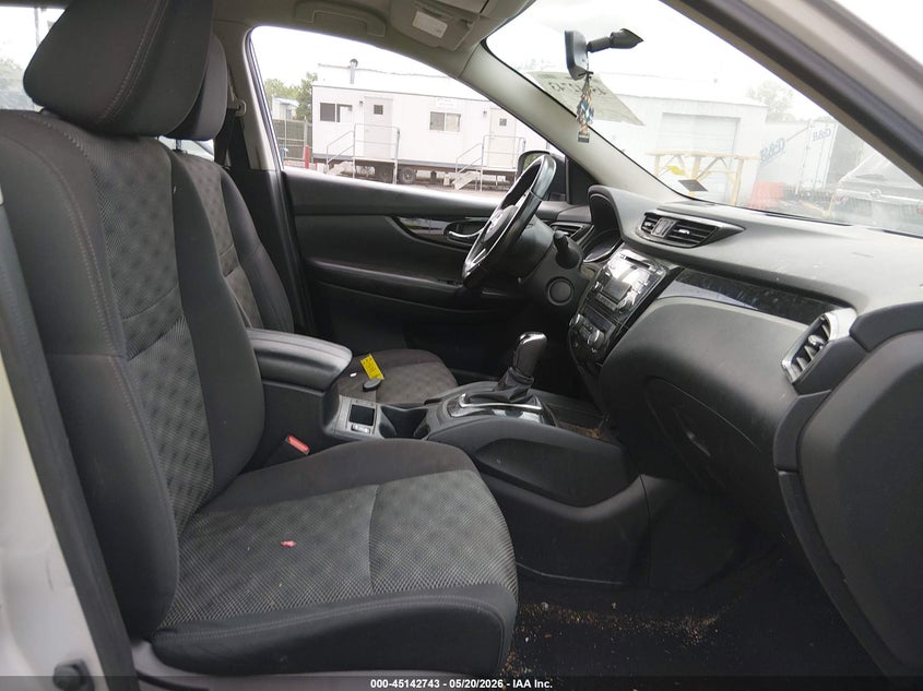 2017 Nissan Rogue VIN JN1BJ1CR9HW128982 IAAI salvage auction — FRONT END, Salvage (Pennsylvania), sold $1,200 on 2026-07-07 (photo 5)