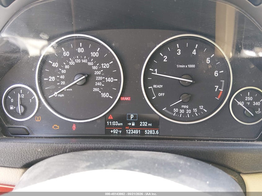 2017 BMW 3er VIN WBA8E1G31HNU18508 IAAI salvage auction — FRONT & REAR, Salvage (Arizona), sold $1,700 on 2026-08-23 (photo 7)