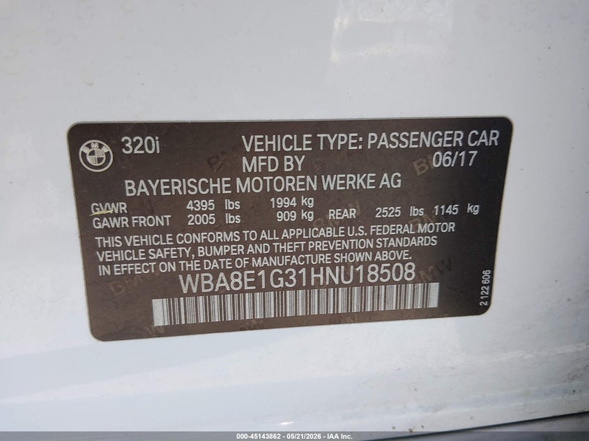 2017 BMW 3er VIN WBA8E1G31HNU18508 IAAI salvage auction — FRONT & REAR, Salvage (Arizona), sold $1,700 on 2026-08-23 (photo 9)