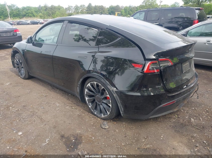 2021 Tesla Model y VIN 5YJYGDEF5MF252000 IAAI salvage auction — LEFT & RIGHT, Salvage Title, sold $5,300 on 2026-07-11 (photo 3)