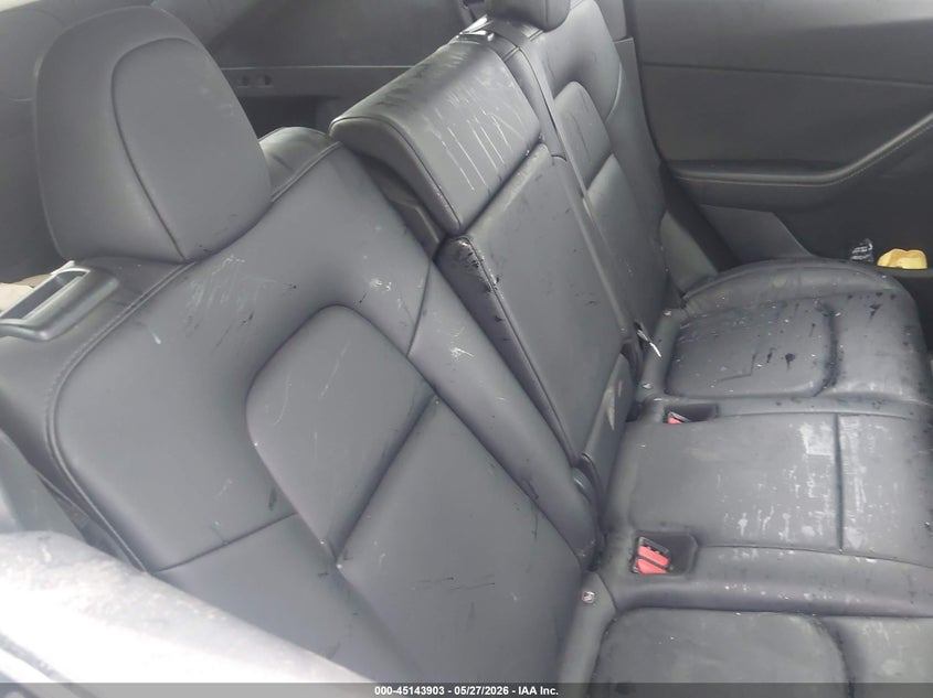 2021 Tesla Model y VIN 5YJYGDEF5MF252000 IAAI salvage auction — LEFT & RIGHT, Salvage Title, sold $5,300 on 2026-07-11 (photo 8)