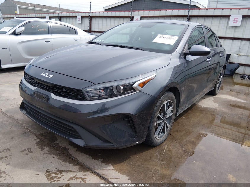 2024 Kia Forte VIN 3KPF24AD0RE754209 IAAI salvage auction — REAR END, Salvage Title, sold $7,550 on 2026-08-18 (photo 2)