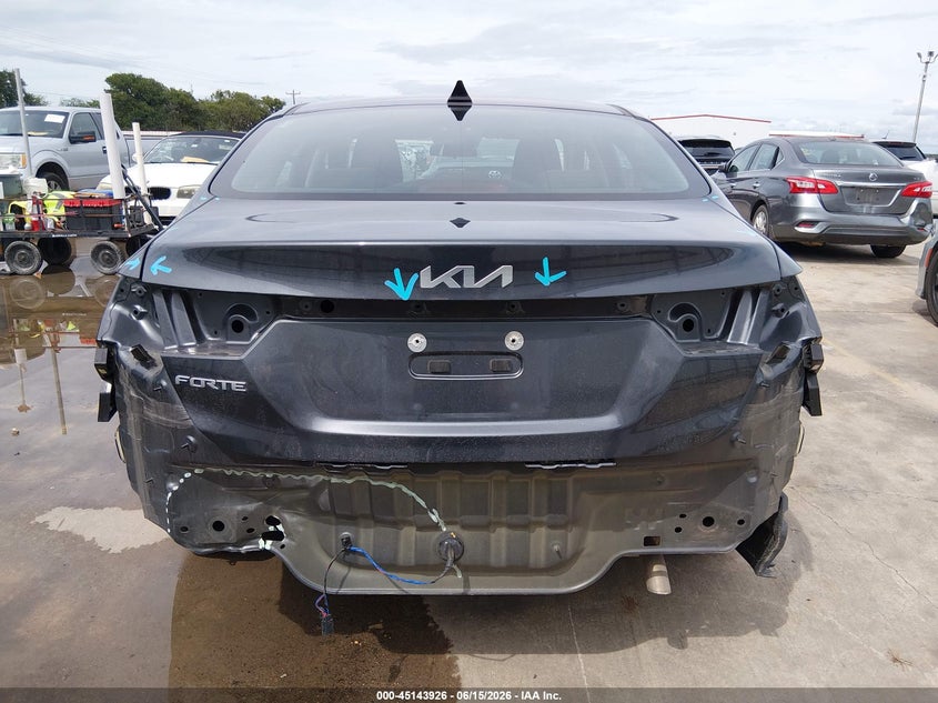 2024 Kia Forte VIN 3KPF24AD0RE754209 IAAI salvage auction — REAR END, Salvage Title, sold $7,550 on 2026-08-18 (photo 6)