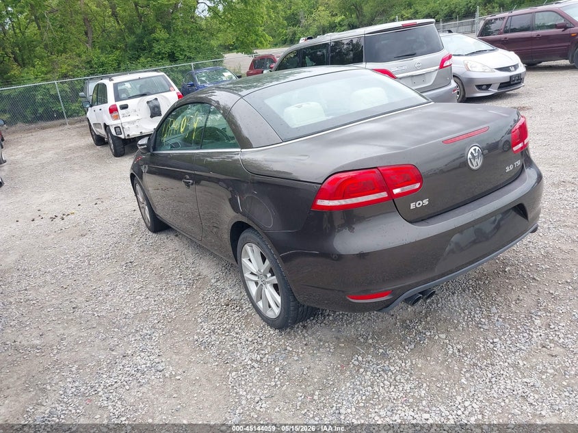 2012 Volkswagen Eos VIN WVWBW7AH8CV000176 IAAI salvage auction — NORMAL WEAR, Original (Ohio), sold $325 on 2026-07-07 (photo 3)
