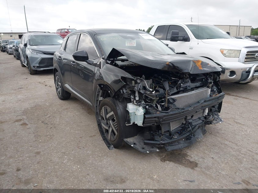 2025 Nissan Kicks VIN 3N8AP6CAXSL365481 IAAI salvage auction — FRONT END, Salvage (Texas), sold $2,950 on 2026-07-24 (photo 1)