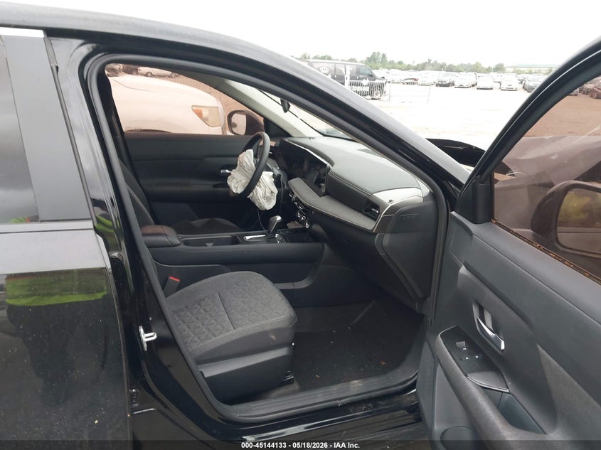 2025 Nissan Kicks VIN 3N8AP6CAXSL365481 IAAI salvage auction — FRONT END, Salvage (Texas), sold $2,950 on 2026-07-24 (photo 5)