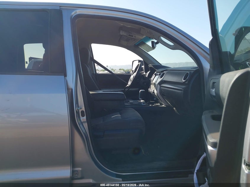 2017 Toyota Tundra VIN 5TFDW5F1XHX585265 IAAI salvage auction — FRONT END, Salvage (Arizona), sold $9,100 on 2026-08-01 (photo 5)
