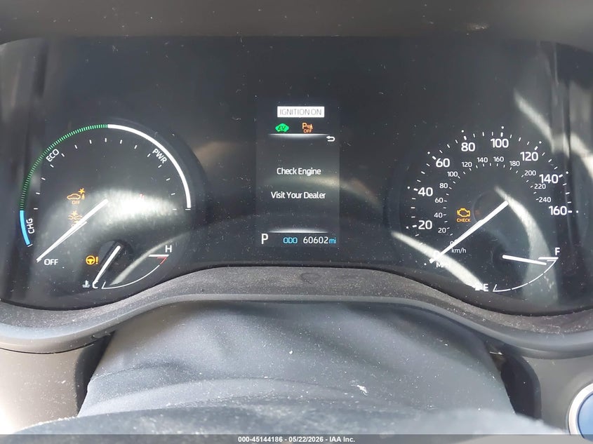 2022 Toyota Sienna VIN 5TDYRKECXNS135210 IAAI salvage auction — FRONT END, Salvage Title, sold $20,475 on 2026-09-01 (photo 7)