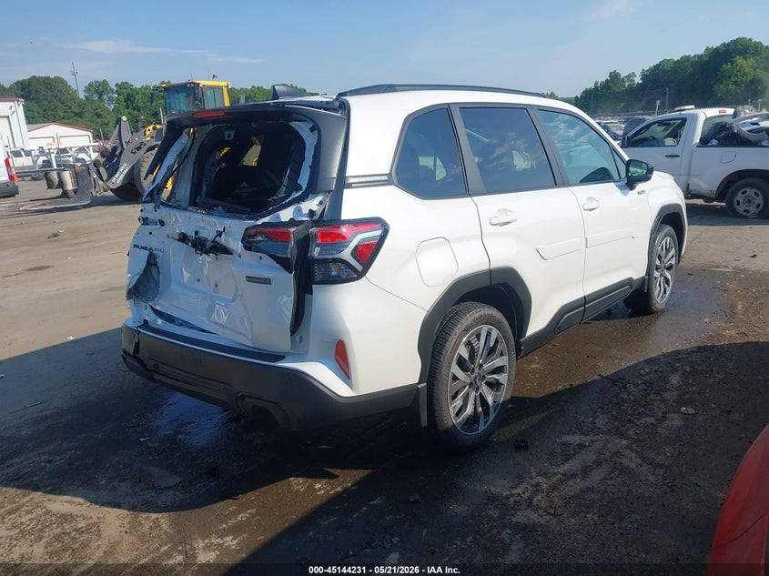 2025 Subaru Forester VIN JF2SLSTD2SH445095 IAAI salvage auction — REAR END, Salvage (North Carolina), sold $11,200 on 2026-07-20 (photo 4)