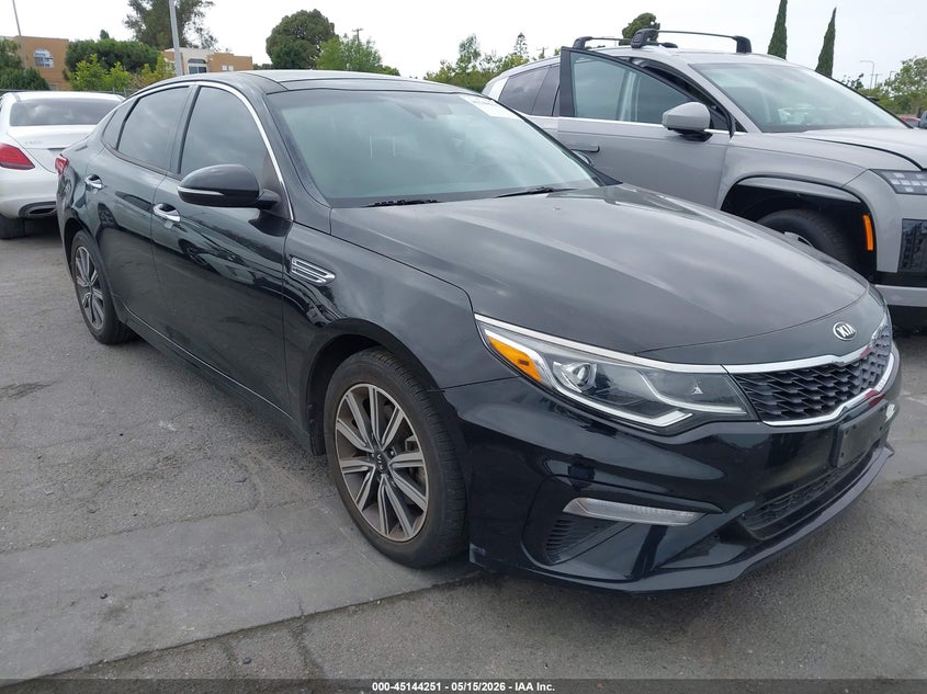 2019 Kia Optima VIN 5XXGT4L3XKG335366 IAAI salvage auction — THEFT, Salvage (California), sold $1,700 on 2026-07-23 (photo 1)