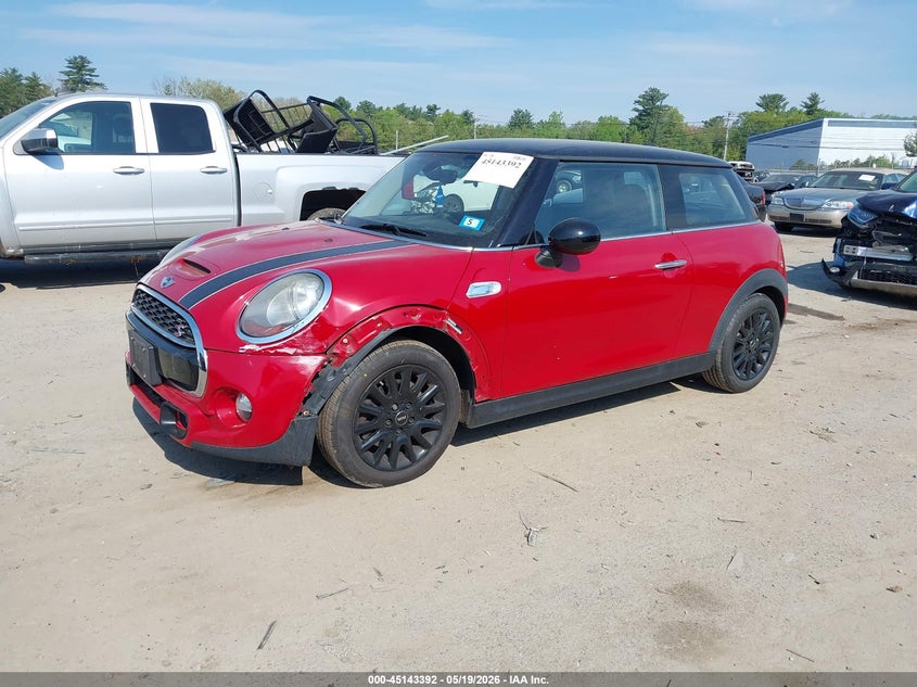 2016 Mini Hard top VIN WMWXP7C53G2C61146 IAAI salvage auction — LEFT FRONT, Salvage (New Hampshire), sold $3,300 on 2026-07-08 (photo 2)