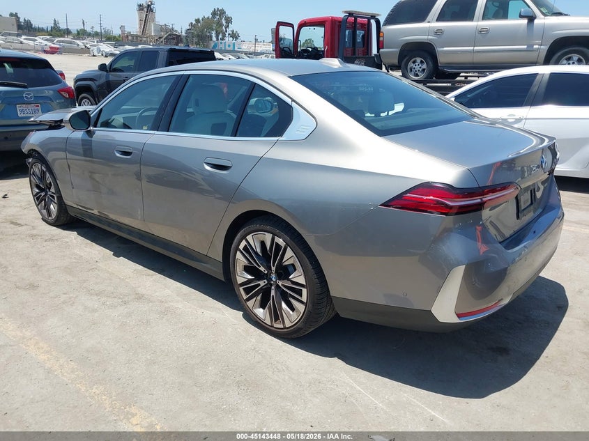 2024 BMW 5er VIN WBA43FJ07RCR24518 IAAI salvage auction — FRONT END, Salvage (California), sold $23,000 on 2026-08-05 (photo 3)
