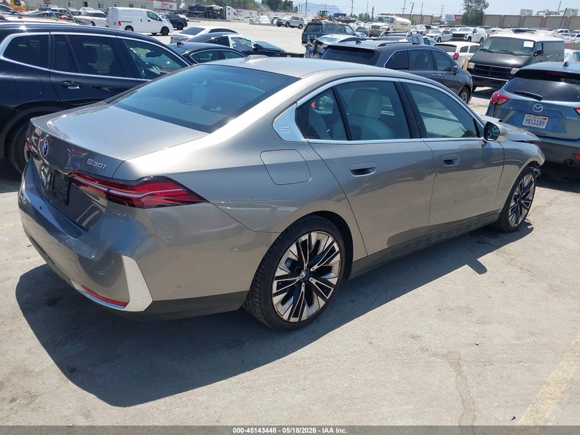 2024 BMW 5er VIN WBA43FJ07RCR24518 IAAI salvage auction — FRONT END, Salvage (California), sold $23,000 on 2026-08-05 (photo 4)