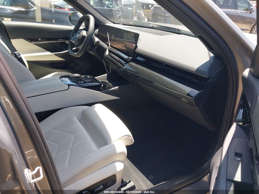 2024 BMW 5er VIN WBA43FJ07RCR24518 IAAI salvage auction — FRONT END, Salvage (California), sold $23,000 on 2026-08-05 (photo 5)