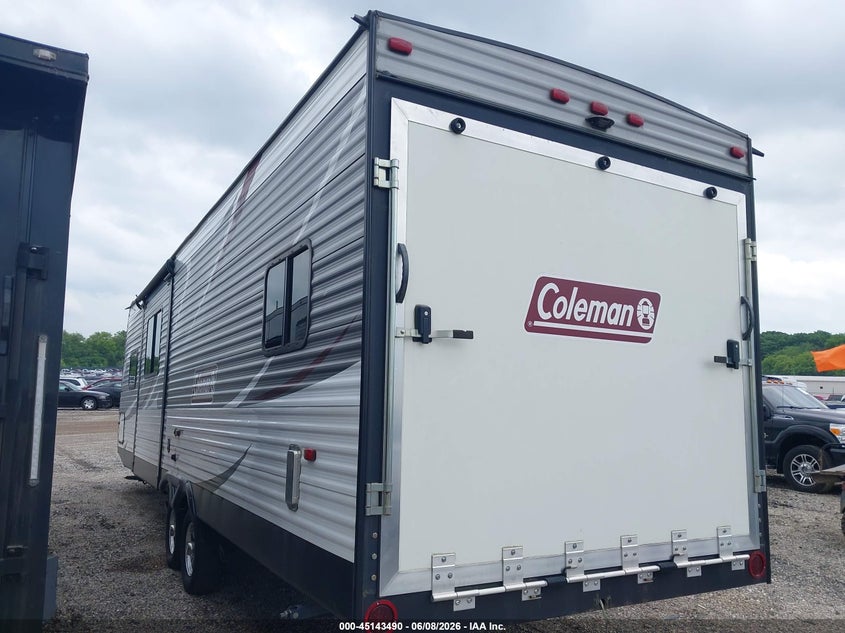 2018 Dutchmen Coleman VIN 4YDT30023JH930660 IAAI salvage auction — HAIL, Salvage (Illinois), sold $3,800 on 2026-07-22 (photo 3)