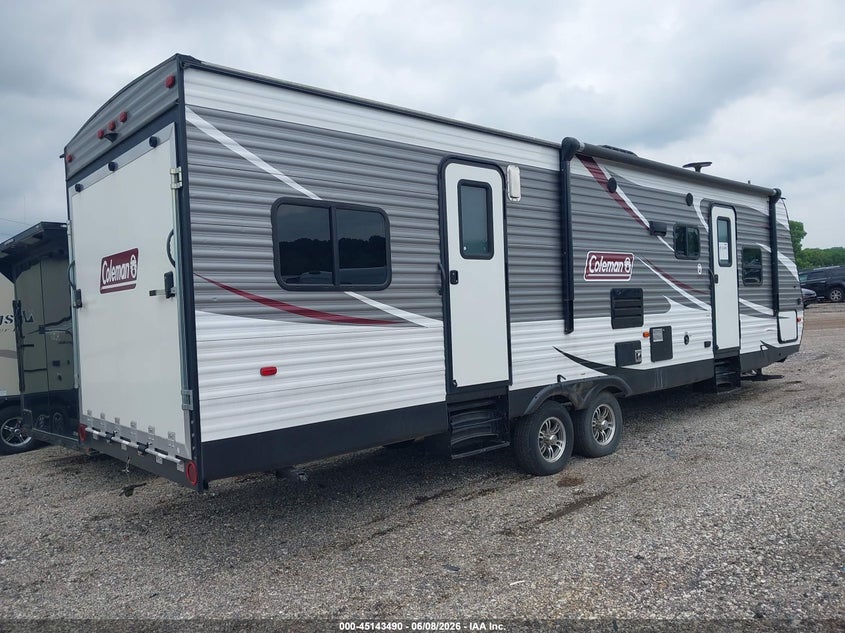 2018 Dutchmen Coleman VIN 4YDT30023JH930660 IAAI salvage auction — HAIL, Salvage (Illinois), sold $3,800 on 2026-07-22 (photo 4)