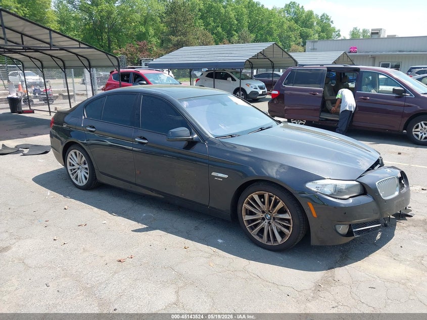 2012 BMW 5er VIN WBAFU9C51CC787597 IAAI salvage auction — FRONT END, Salvage (Connecticut), sold $1,800 on 2026-07-16 (photo 1)