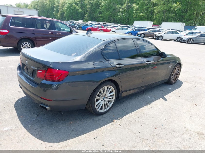 2012 BMW 5er VIN WBAFU9C51CC787597 IAAI salvage auction — FRONT END, Salvage (Connecticut), sold $1,800 on 2026-07-16 (photo 4)