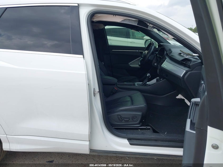2021 Audi Q3 VIN WA1AUCF34M1065584 IAAI salvage auction — FRONT END, Salvage (Texas), sold $4,250 on 2026-07-09 (photo 5)