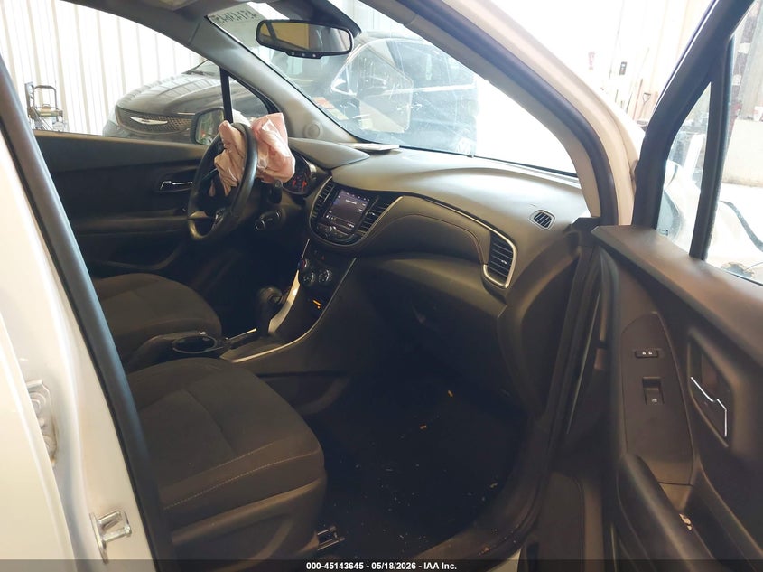 2021 Chevrolet Trax VIN KL7CJNSB1MB342179 IAAI salvage auction — RIGHT SIDE, Salvage (Michigan), sold $1,975 on 2026-07-28 (photo 5)